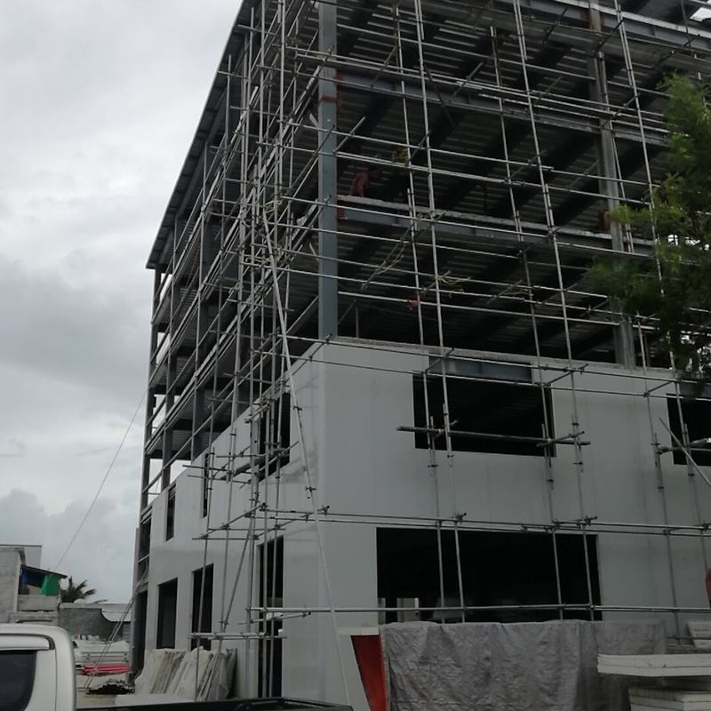 Υψηλής ανύψωσης χάλυβα Προσυσκευασμένα χάλυβα δομή κτίρια Φρέμα σπίτια για τις Μαλδίβες χρησιμοποιούν μονωτικά υλικά